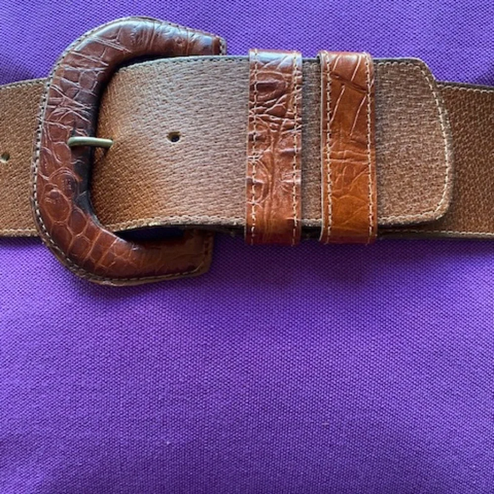 Ann Taylor English Aniline Pigskin Full Grain Leather Belt - SMALL